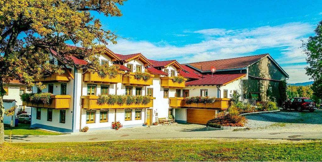 Bauernhof Bauer Apartment Цвизел Екстериор снимка