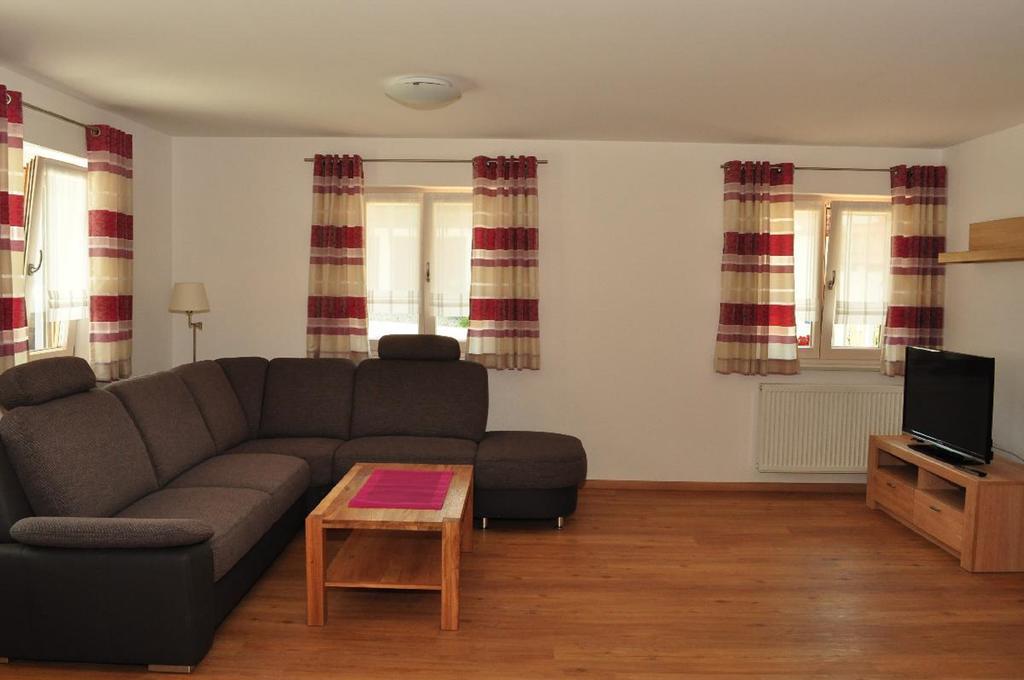 Bauernhof Bauer Apartment Цвизел Екстериор снимка